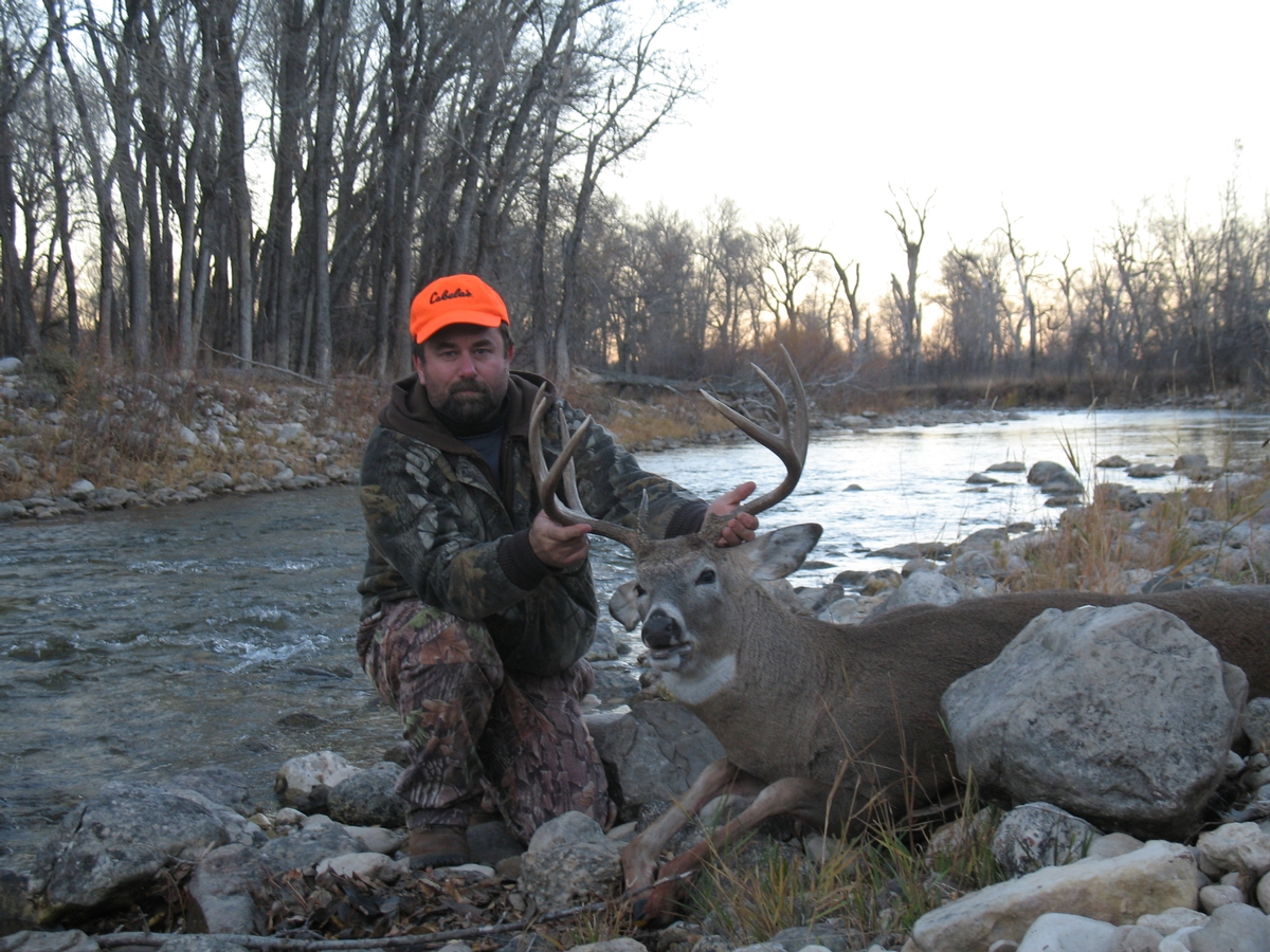 Whitetail Rut Hunt WY